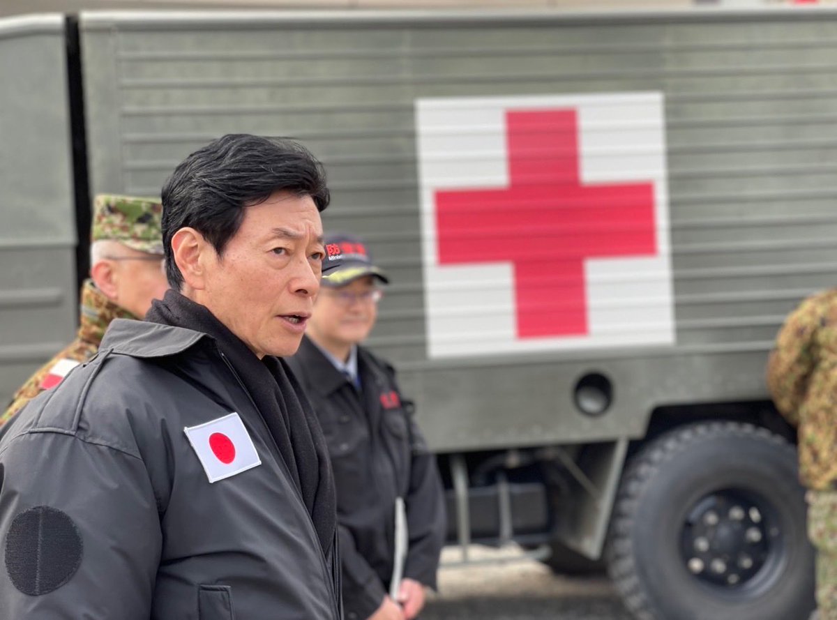 今日は淡路島から自衛隊に入隊の若者たちの壮行会がありました。「事に臨んでは危険を顧みず、身をもつて責務の完遂に務め、もつて国民の負託にこたえる」ことを誓い、任務に当たります。折しも米国・イスラエルによるイラン攻撃がありました。国際情勢・秩序が大きく揺らいでいます。外交力と防衛力を