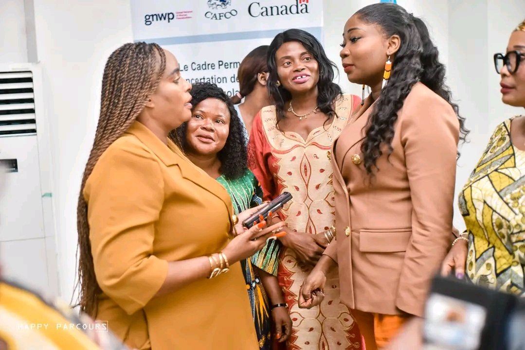 Ambassadeue10's tweet image. 🕊️🕊️🕊️🕊️🕊️
#Kinshasa #résolution2250 
L'honorable @ChristelleVuan1 a assistée à un atelier sur la Résolution 2250 du Conseil de sécurité de l’Organisation des Nations Unies relative à la Jeunesse, la Paix et la Sécurité, organisé par CAFCO.
-------------------------------------