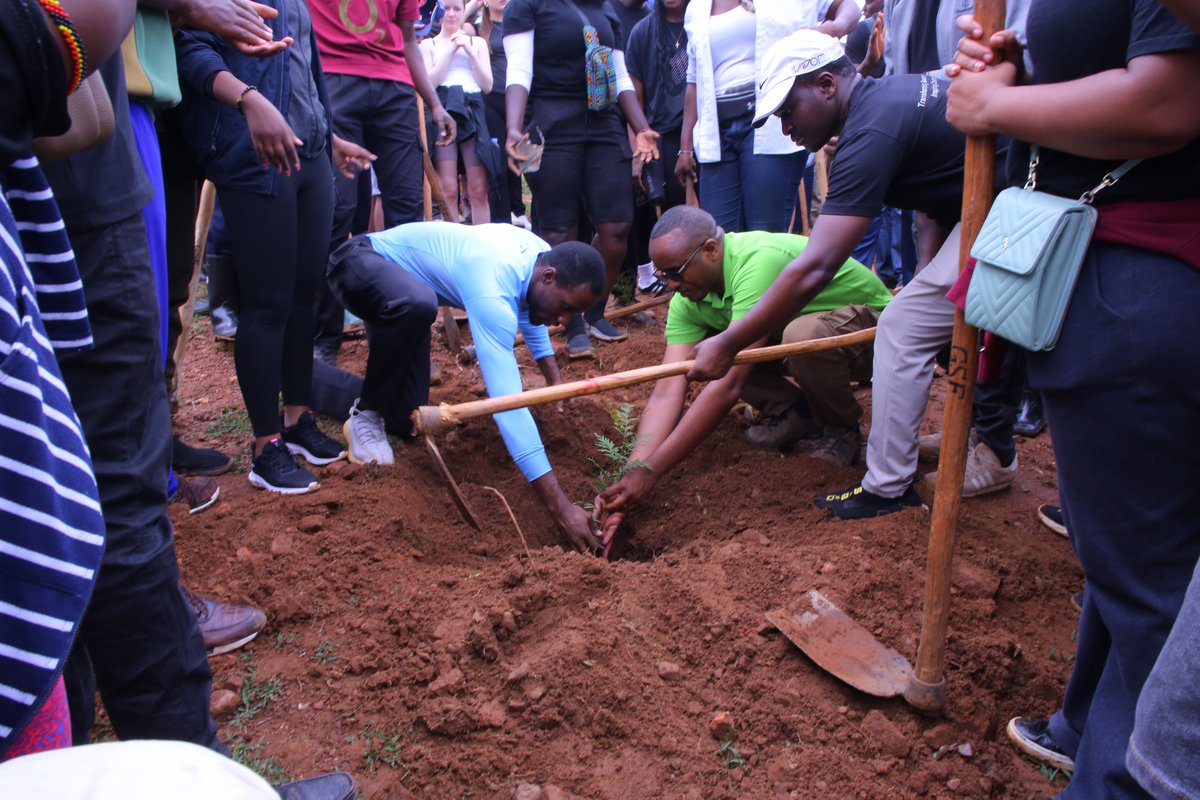 Gasore S. Foundation tweet media