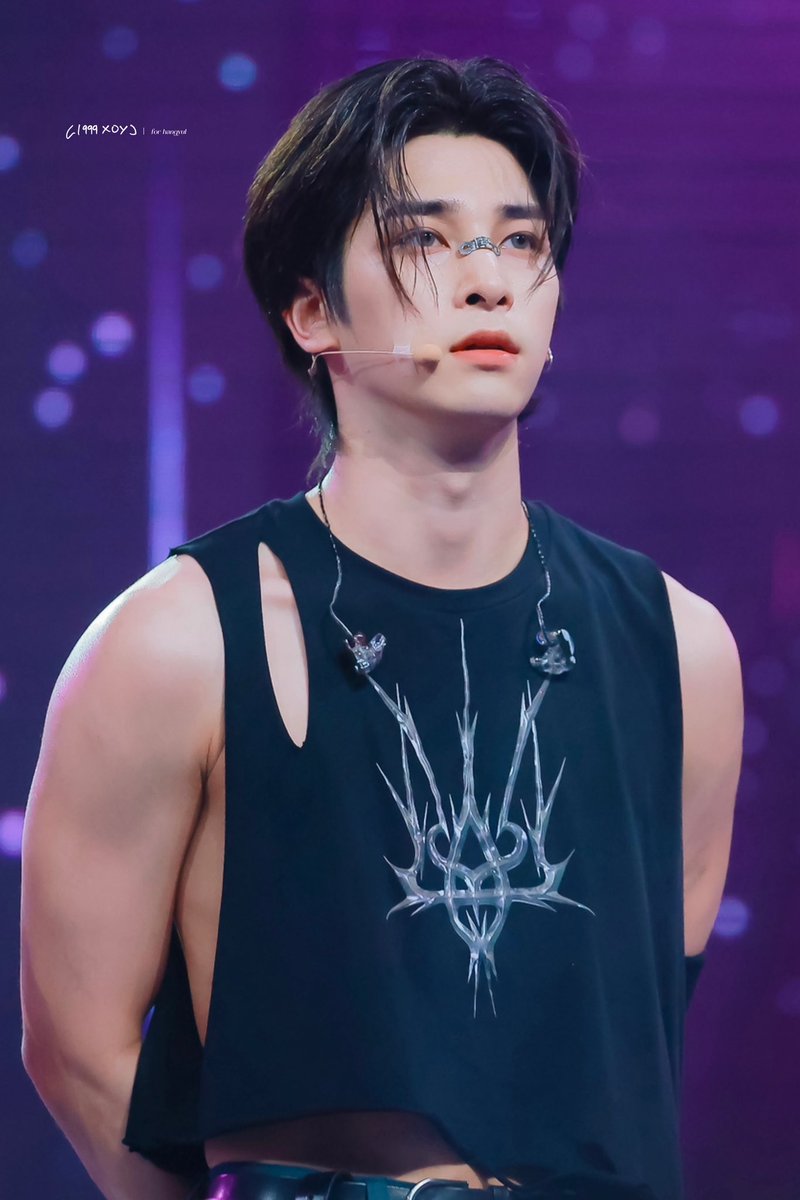 hxchxvxg's tweet photo. ̵ ̀ ̗♡ ̖ ́ ̵

긴 여행의 날들 
끝없는 행운만이 
그대와 함께이길! 

#한결 https://t.co/2pgTDCCS7E