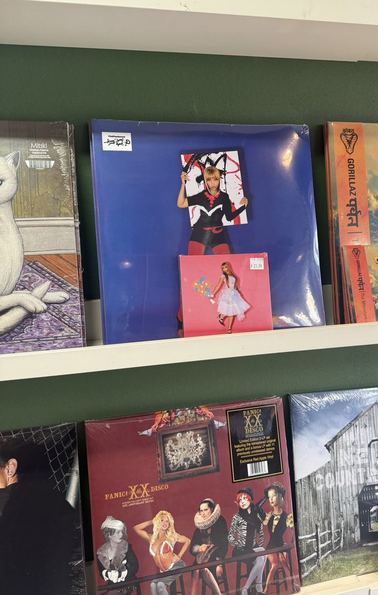 🫧 l a i l a tweet media