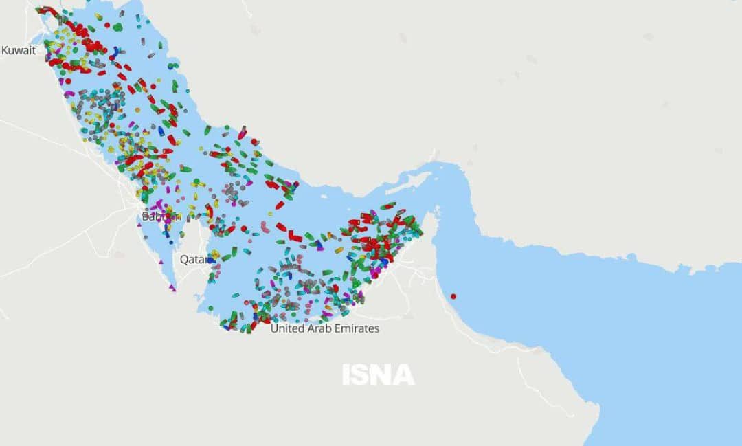 🇮🇷 IRÁN MOSTRANDO PODER 

Estrecho de Ormuz totalmente cerrado y controlado por Irán. Se amontonan barcos en el Golfo Pérsico sin salida. Ahora Irán ha pasado a controlar todo el tablero geopolitico de la región y el comercio internacional.

EL FRACASO DE TRUMP ES INMINENTE