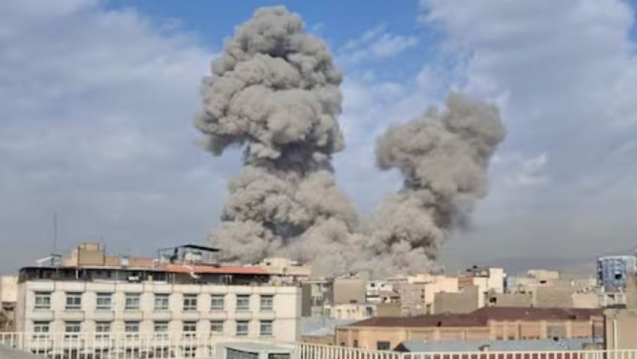 pceml's tweet photo. #Irán Ante un nuevo paso hacia la guerra interimperialista mundial, de la mano del nazisionismo y el fascismo yanqui, nuestro partido llama a la organización del proletariado y las clases populares contra el capitalismo, el imperialismo y sus guerras. https://t.co/K24i4bpWnr https://t.co/t3ln6WHOsK