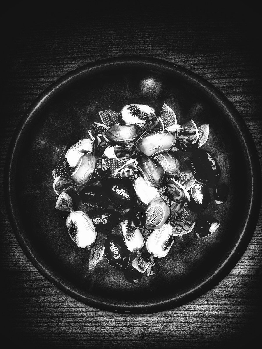 A_Sapphireh's tweet photo. #Candies #inblack
📸A.S https://t.co/MX8pGJFv0V
