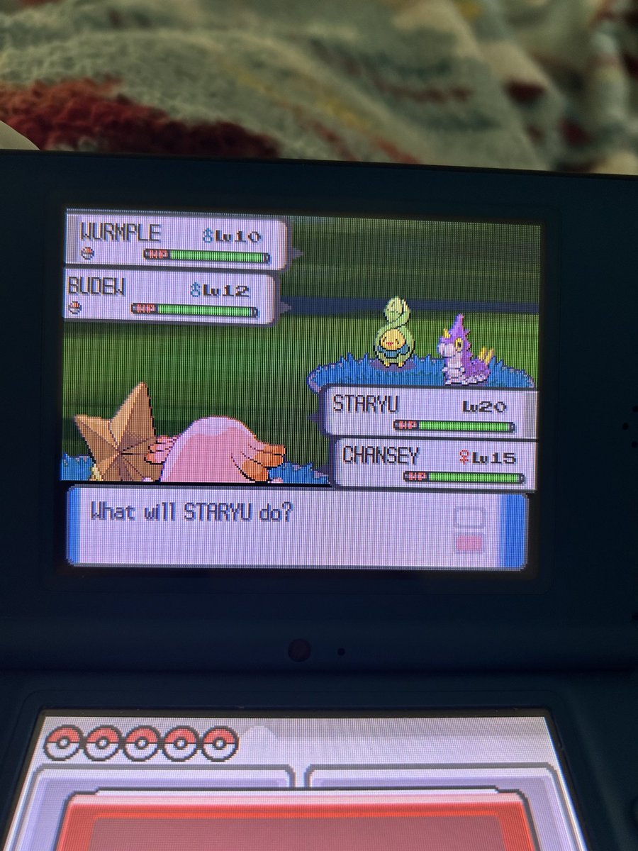 A not so warm welcome back to shiny hunting, Wurmple #4 after 644 encounters (x2 seen).