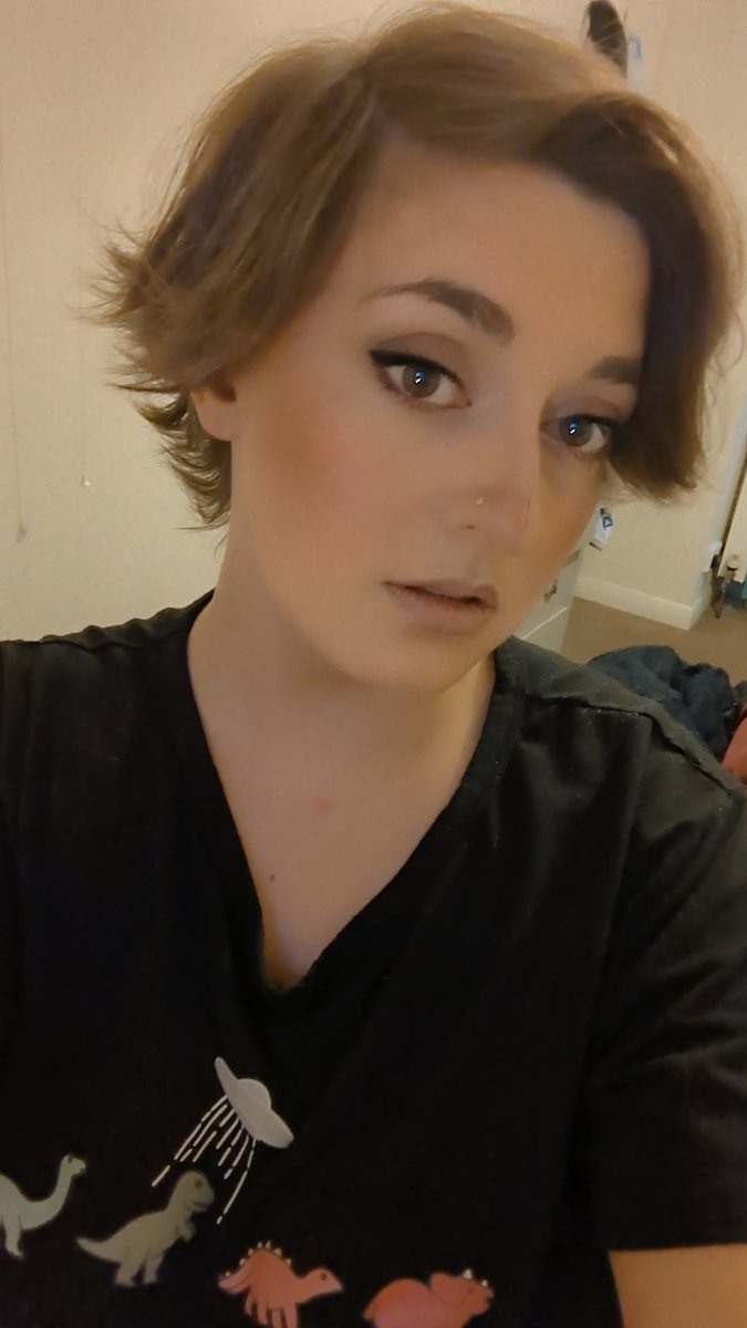 thelilpixie tweet picture