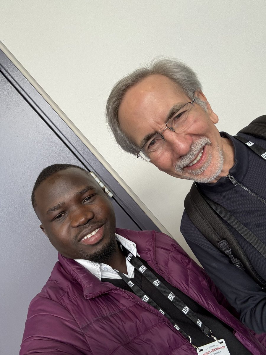 B. F. Bayo tweet media