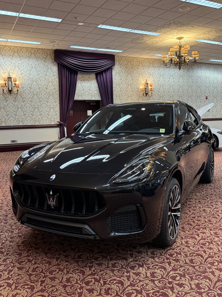Rochester Auto Show tweet media