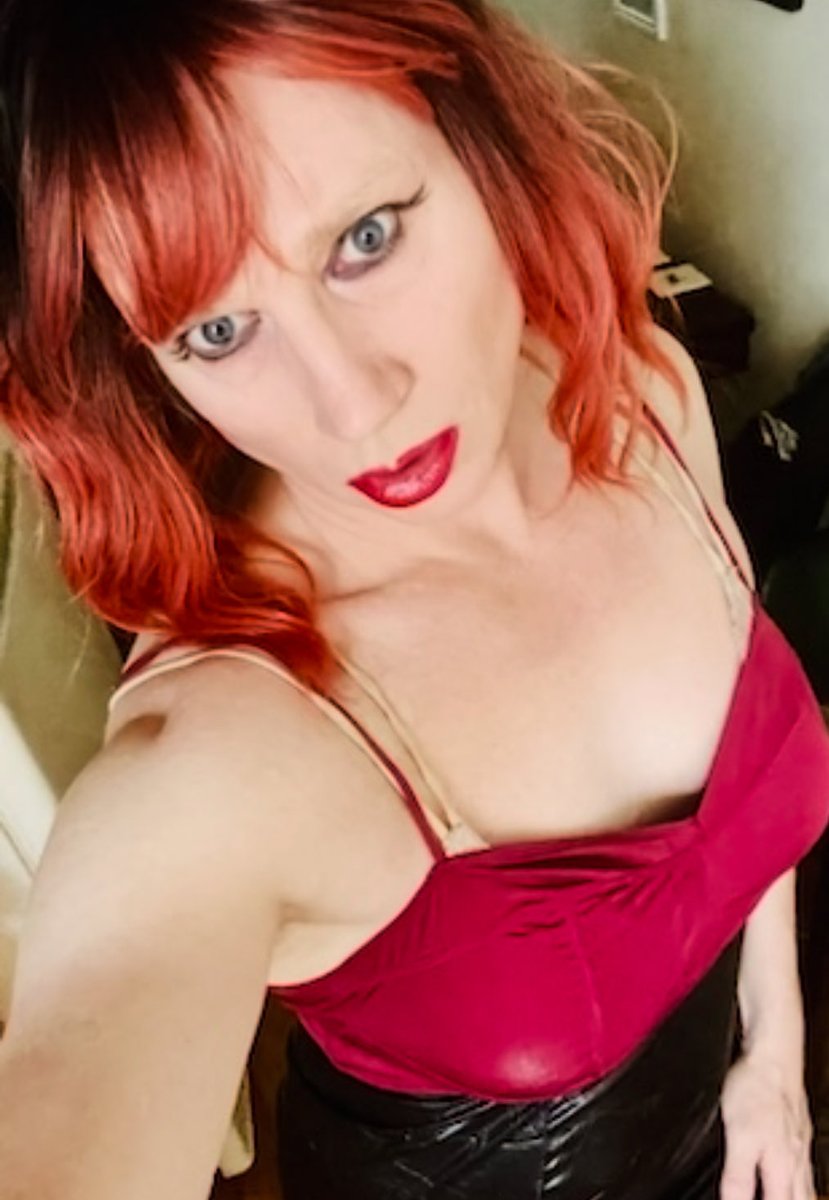 miahands1's tweet photo. TS sissy for a feel good moment. #PhillyTrans
#TSPhilly
#TransPhilly
#PhillyTgirl https://t.co/GgSbbUxYgd