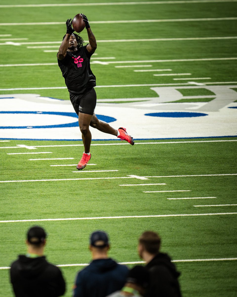 USC Football ✌️ tweet media