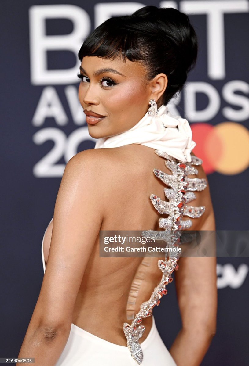 ELLA UPDATES tweet media