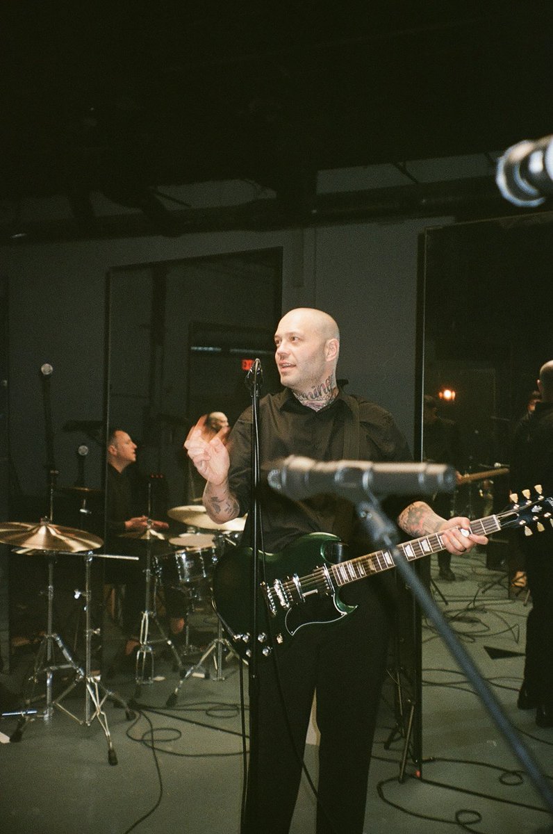 Kate Russell tweet media