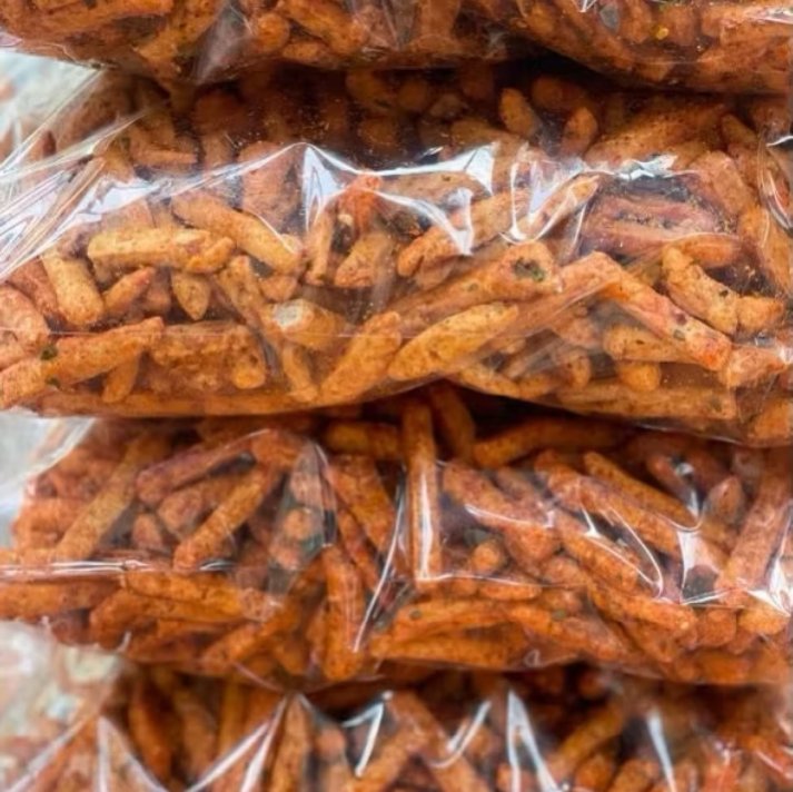 nyom & barang lucuw ada di pinned tweet media