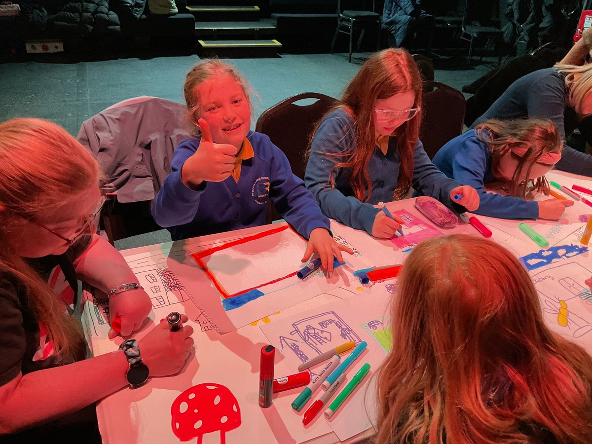 BeaverRoad_Pri's tweet photo. Another beautiful collaboration with @PeopleWithGrit and @FrancisHouseCH, this on time on tour @Studio53two - part of our interability project. #Article2 #Article23 https://t.co/ZZKXqhgZyk