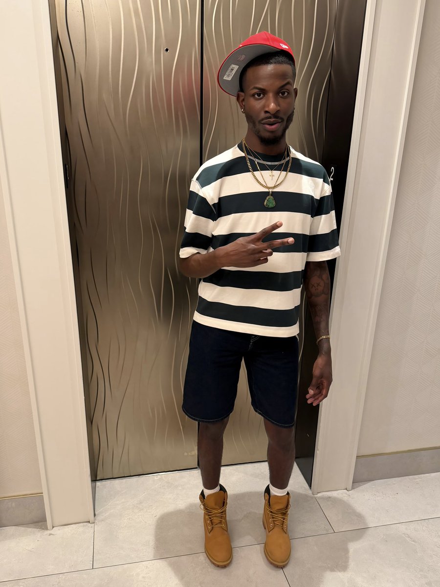 kentreyy's tweet photo. Main Priority ‼️ https://t.co/Z9ixYdPOXu