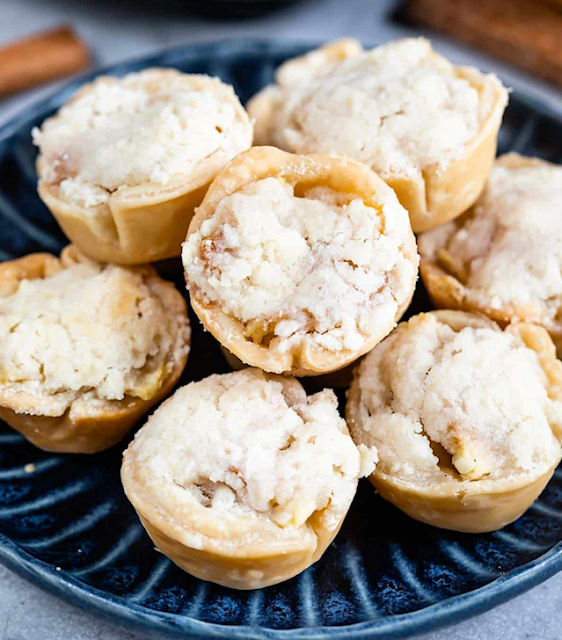 Mini Apple Pies
ginasitaliankitchen.blogspot.com/2026/02/mini-a…