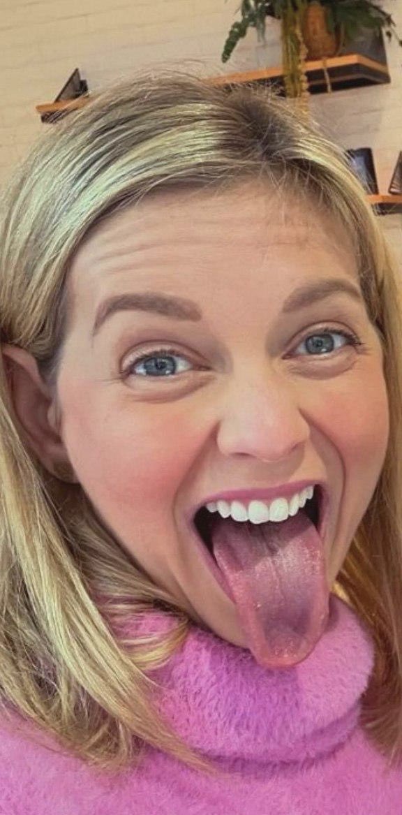 FloppyLongRod tweet media