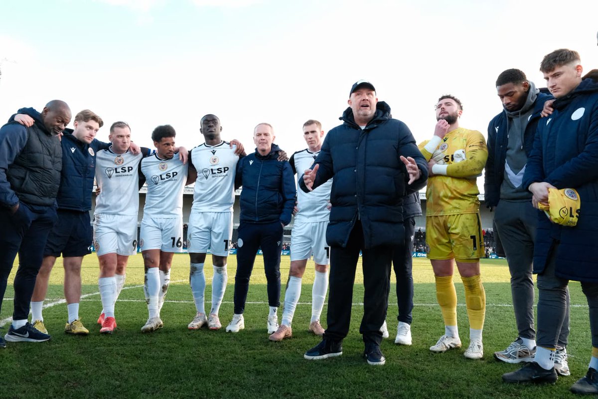 bromleyfc's tweet photo. Together. https://t.co/UOqMkkyZZu