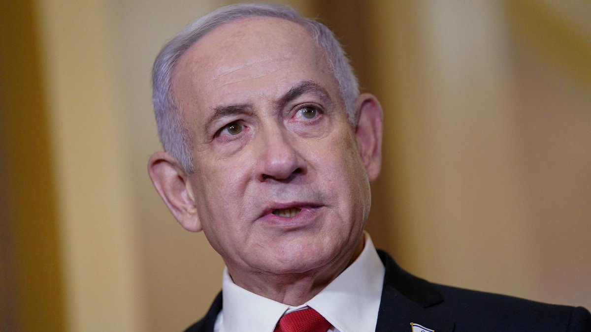 Megatron_ron's tweet photo. JUST IN:

🇮🇱 Highly possibly Netanyahu is leaving Israel tonight 

Netanyahu's plane, Wing of Zion, has now left and is flying over Greece, after circling for almost 4 hours off the coast of Israel. https://t.co/8DtKaHOvNV