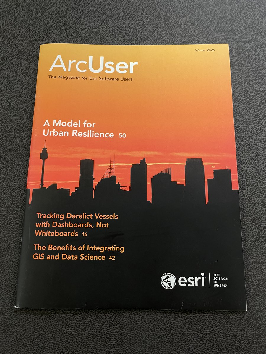 CartoGuophy's tweet image. So happy to receive the printed #ArcUser! Seeing my work in a magazine that reaches hundreds of thousands feels exciting and humbling. Thanks again @Esri for helping this little #LEGO #cartography reach more people. Grateful for readers’ kind messages too! esri.com/about/newsroom…
