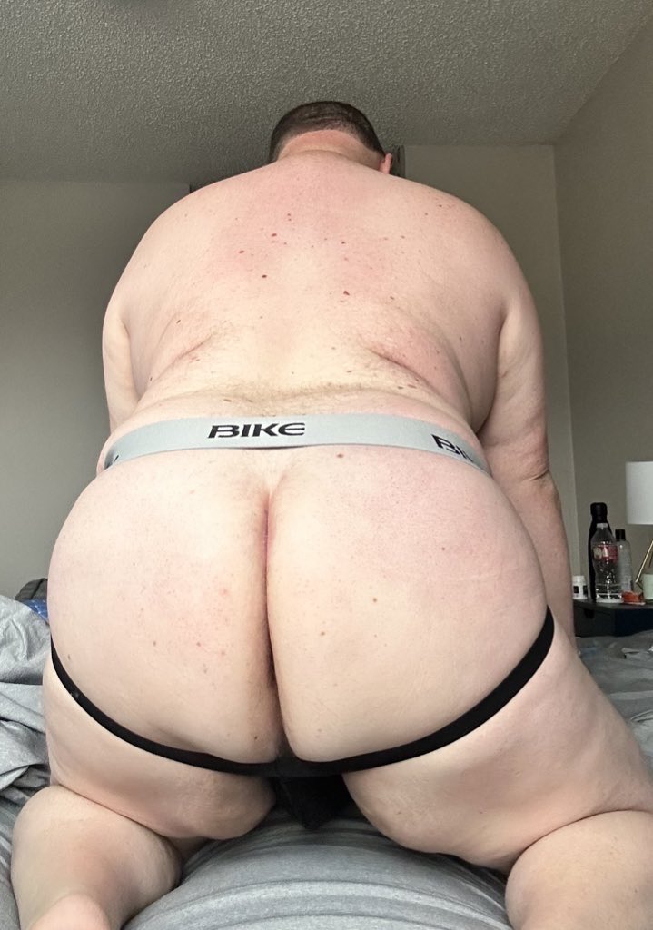 Denver_Chubby_bub tweet media