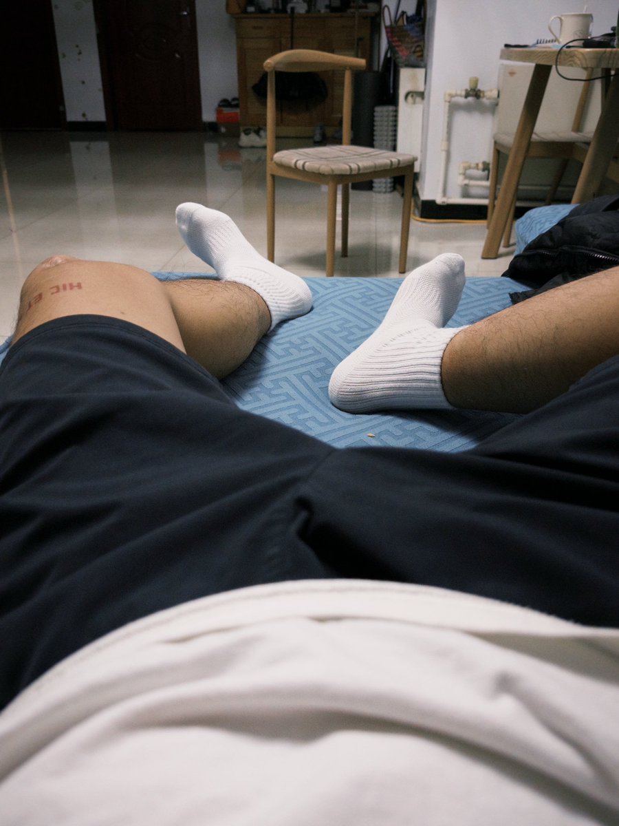 直男离异带俩娃 tweet media