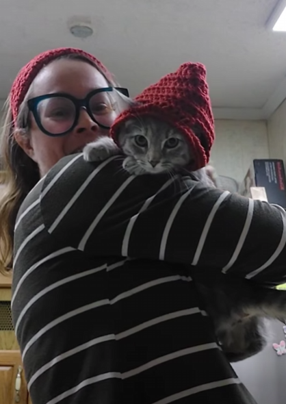 hlburkewriter's tweet image. This was a bad idea. Prism wore it for all of three seconds but it was the cutest 3 seconds in history. #catmom #catswhoputupwithnonsense