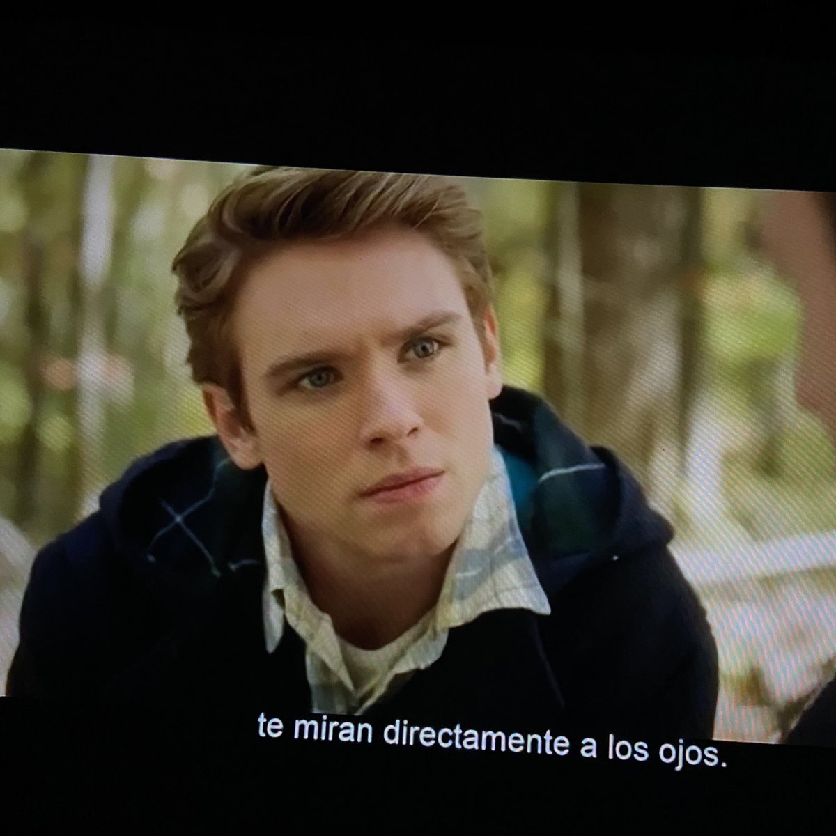 senin güzelliğin dışında hiçbir şey bana her dakika donan 144p dilinden bir şey anlamadığım herhangi bir filmi izletemezdi