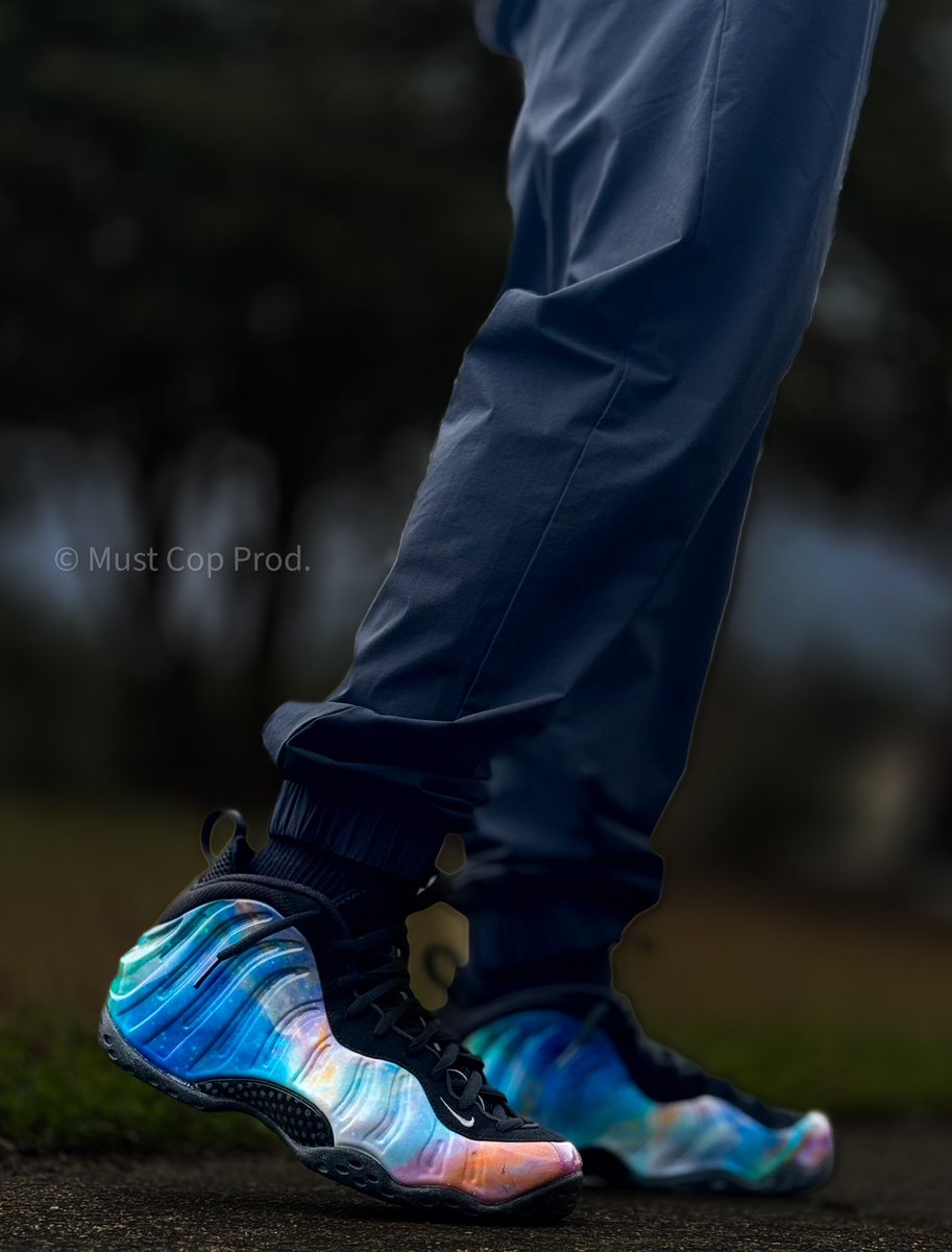 Saturday Vibes‼️💪🏽🗣️✌🏽🫡🌌🪐🛸#KOTD Nike Air Foamposite One ‘Big Bang’
🔥🔥🔥🚀🚀🚀 #nike #penny #wearyoursneakers #enjoylife #everythingiseasy #WHATYOUMEANNN #FromSoletoSoul