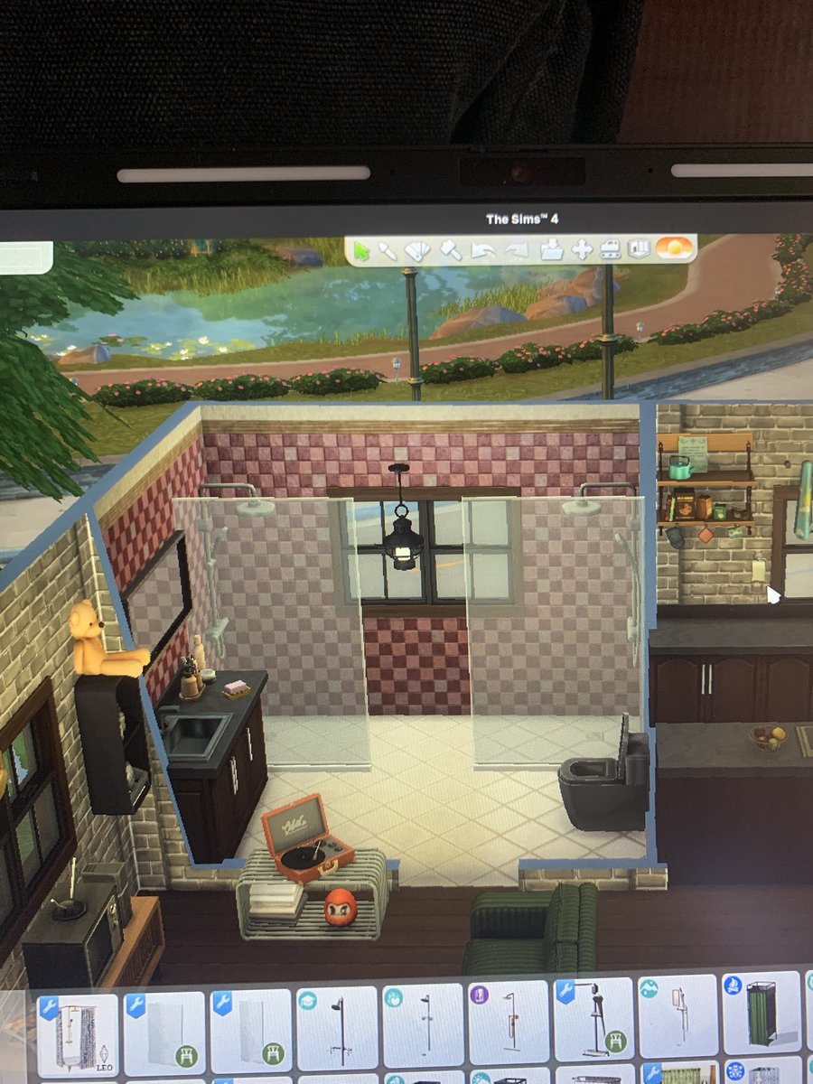 2 chuveiros pra poder tomar banho junto sem sentir frio