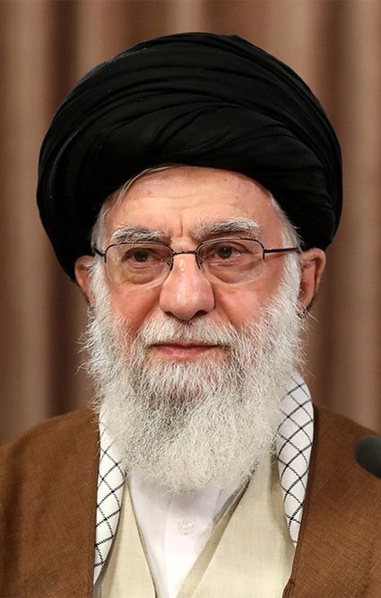 أتمنى سماع خبر إستهداف الكلب المرشد الأعلى في إيران