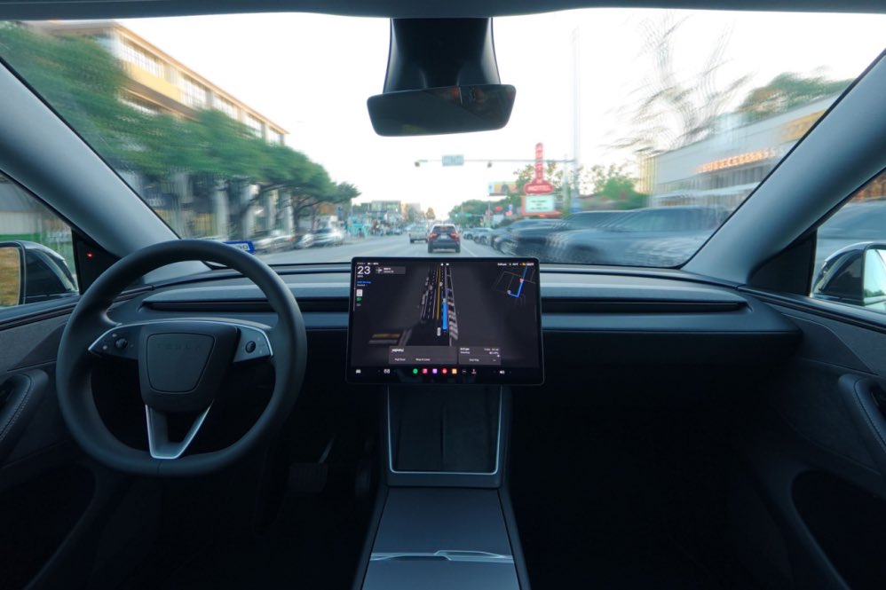 TheTeslaLife tweet media