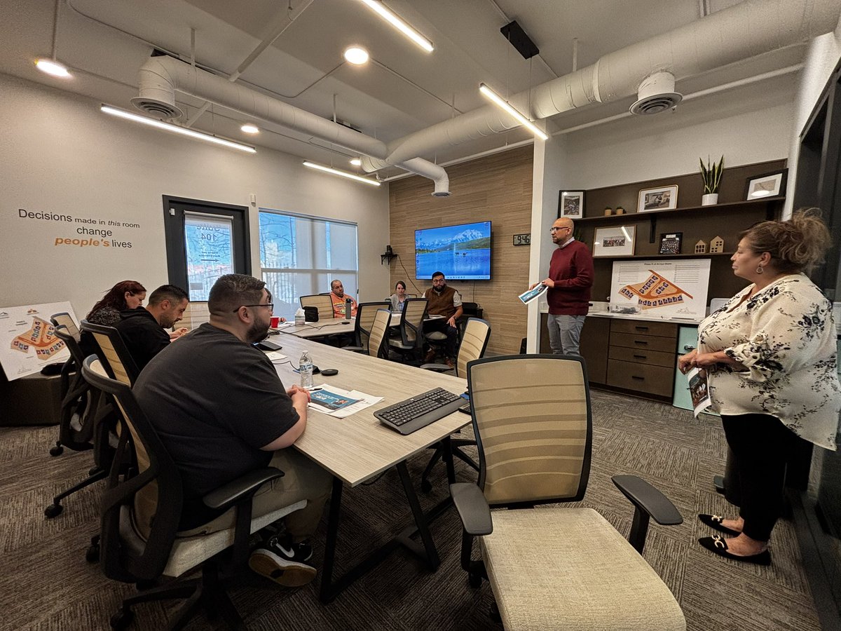 SFCAssessor's tweet photo. Happy Saturday! ☀️
This morning, Ivan, Julia, and Margaret, were proud to present to first-time home buyers at the New Mexico Housing Trust

We’re always glad to connect with our community and share how property assessments &amp; exemptions work. Thank you to everyone who joined us! https://t.co/srdR9rvmMB