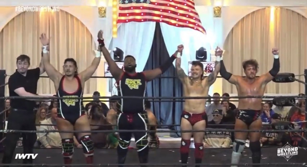 Samantha tweet media