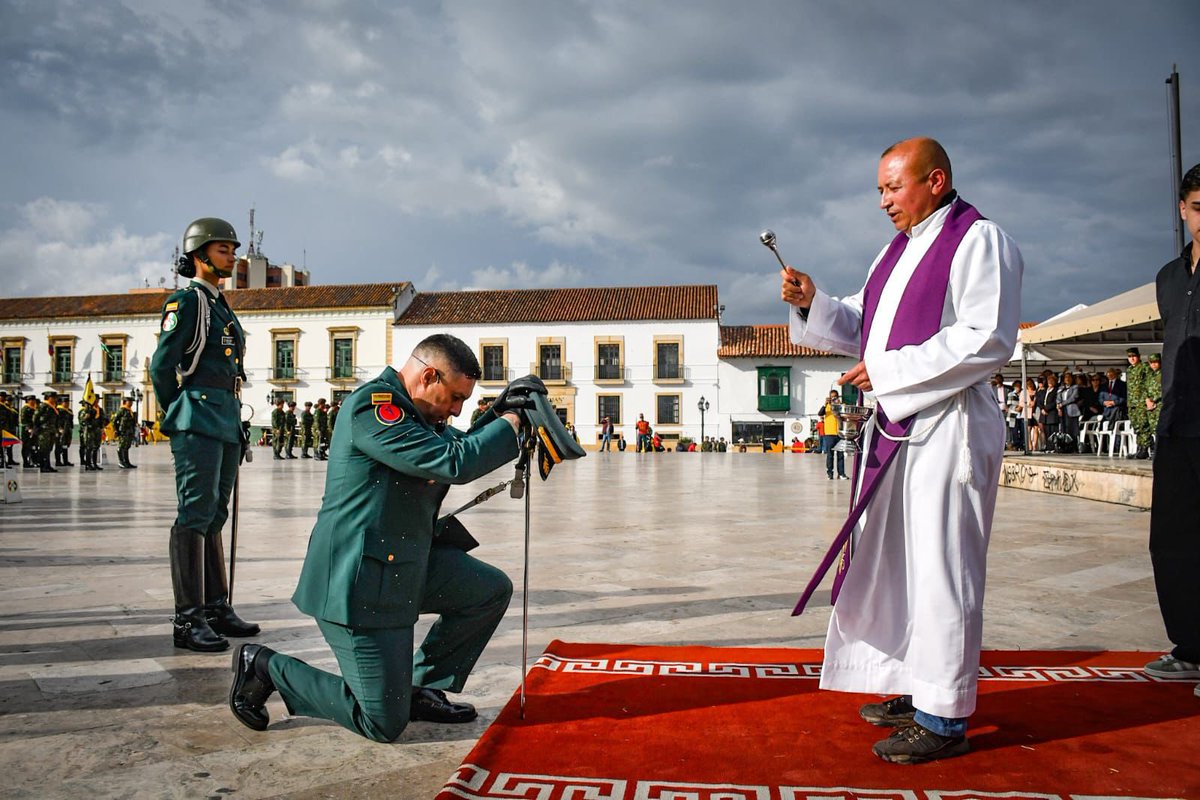 AlcaldiaTunja's tweet image. #Recap 
Los mejores momentos de la ceremonia de transmisión de mando de la Primera Brigada del Ejército Nacional.

Un espacio que reafirma nuestro compromiso con la seguridad, el orden y la tranquilidad de los tunjanos.