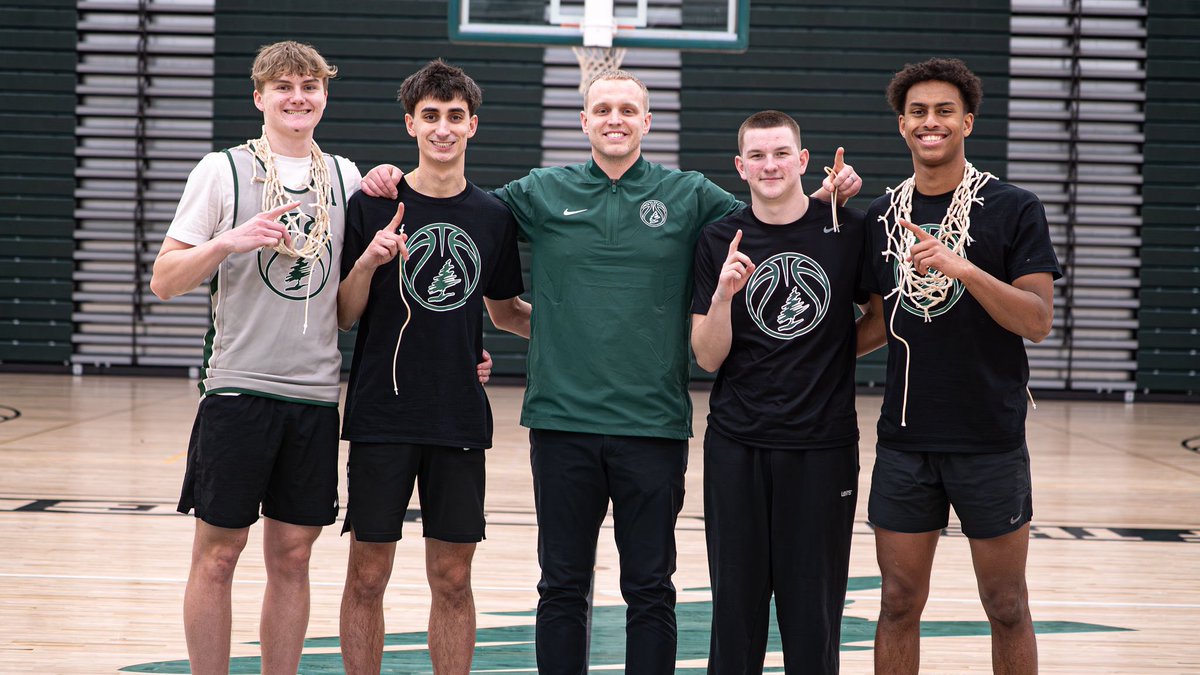 DC Everest Boys Basketball tweet media