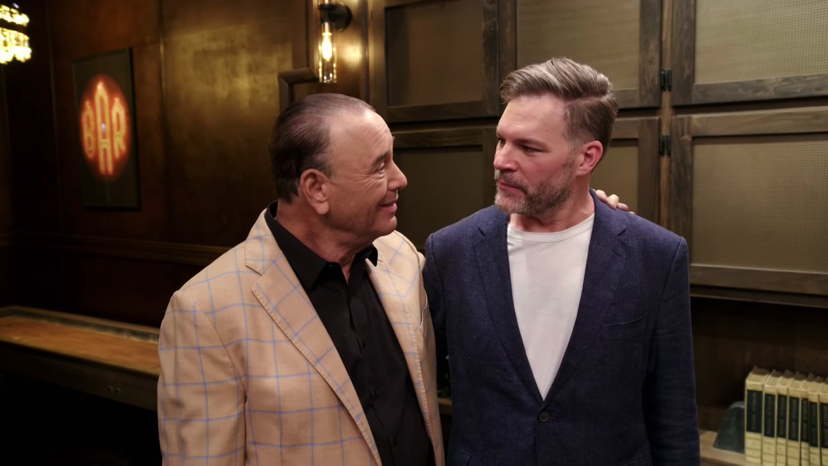 BarRescue's tweet photo. Don't miss an all-new episode of #BarRescue TONIGHT at 10p on Paramount Network! 👏 https://t.co/bbtw5ZgTud