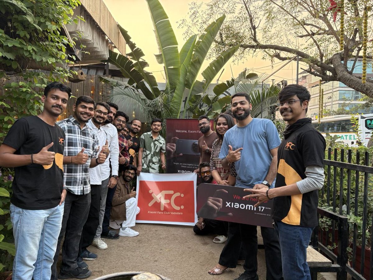 pateljignesh293's tweet photo. Kicked off the #Xiaomi17Series Watch Party with full energy! 🔥
Amazing vibe with fellow Xiaomi fans 💪📸

Fan power is real! 🚀

#Xiaomi17Series #XiaomiFansClub #XiaomiLaunch #XiaomiPad8

@pixelwithme @ritij @xiaomiindia @s_anuj @sandeep9sarma https://t.co/S3MPYSLbBG