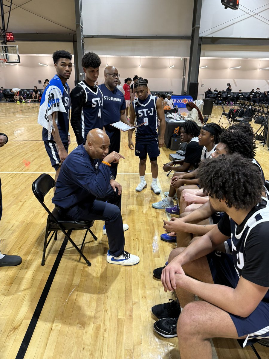 BIG SH🏀TS tweet media