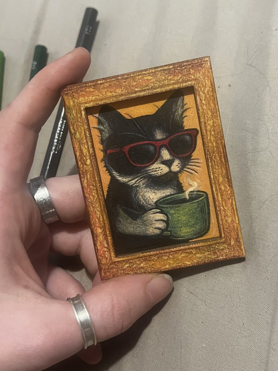 kakorrhaa's tweet photo. im so happy with the before and after of these.
this might become an accidental miniseries because my mom ordered me more of the cat magnets before I gone through and removed the AI ones....
we will see!
#FixingAi #AiArtSoUgly #Art #BugTheCat #PencilCrayon https://t.co/SuAq2hHojS