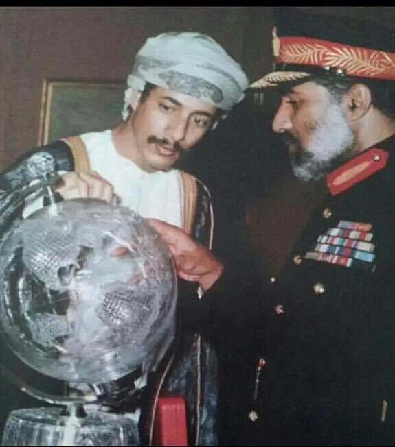 👑قابوس نور الوطن👑 tweet media