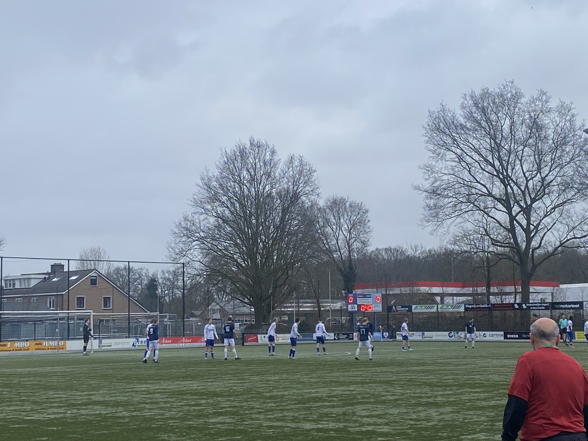SDC12Denekamp's tweet image. De wedstrijd @vvsvi - @SDC12Denekamp is begonnen #2H