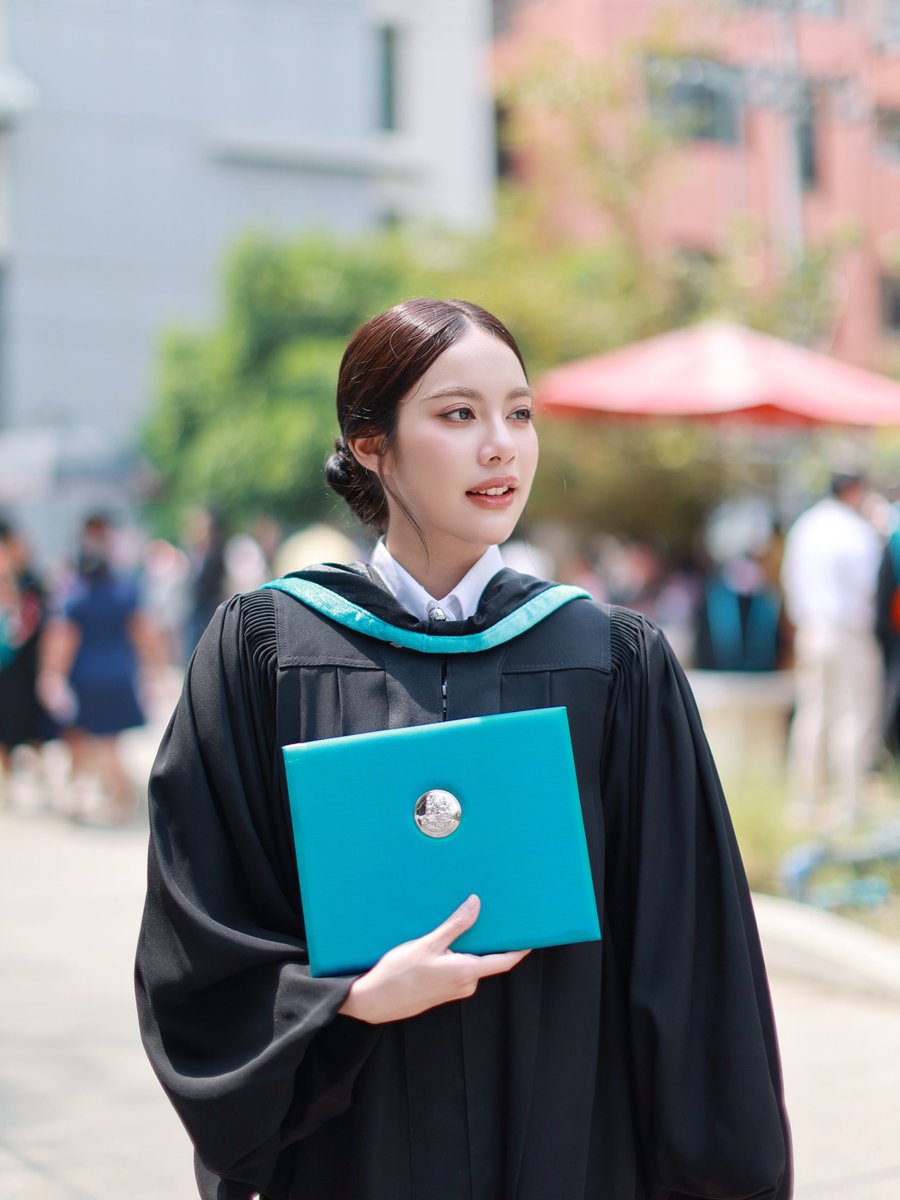 sure_im_yours's tweet photo. 260228 #Maybebmine #BmineGraduation 
from in2pixel.official ig 1/2

🔗 https://t.co/KjEsQlmPuf https://t.co/u2Z6nH4Pea