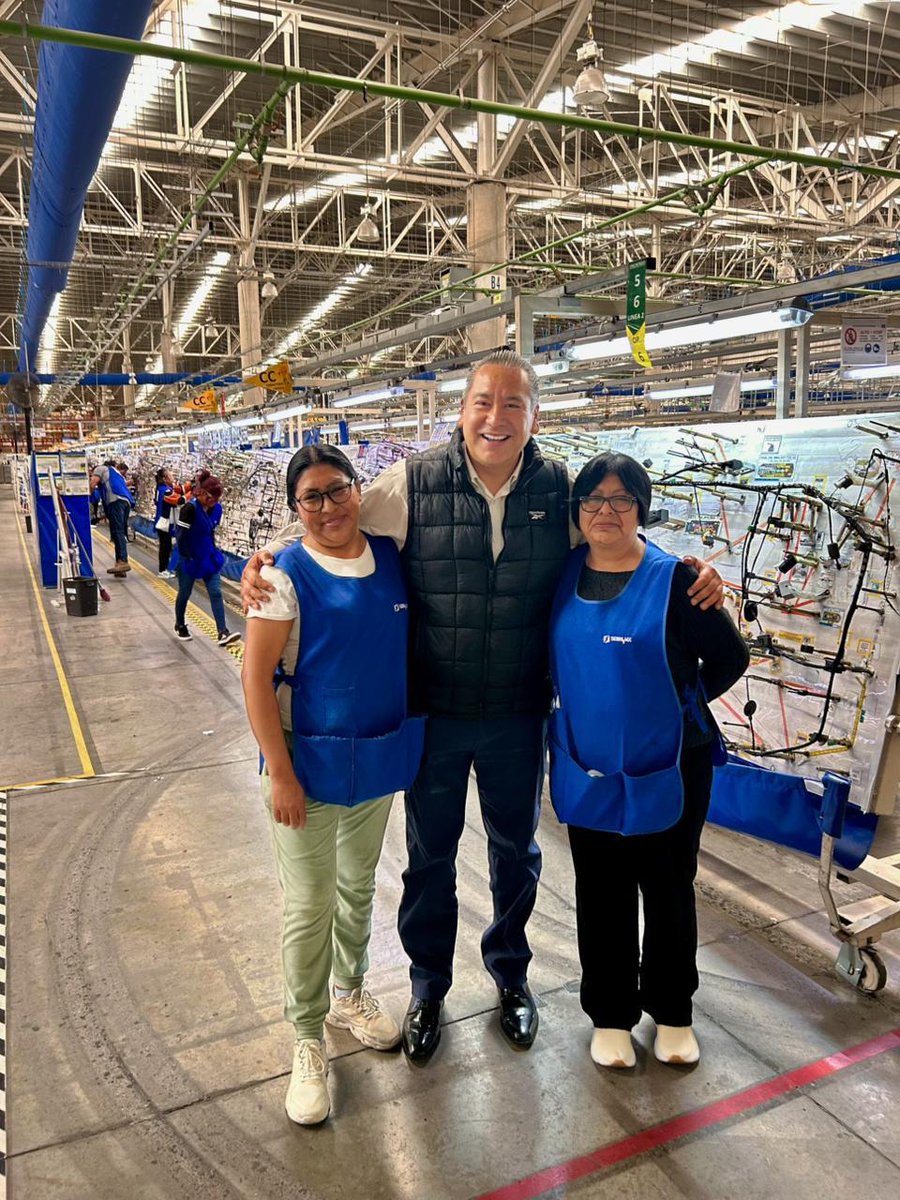 Recorrido en las instalaciones de la empresa SEBN.MX y con mucho gusto saludando a nuestro líder <a href="/leobardosoto/">Leobardo Soto</a> #CTMPUEBLA