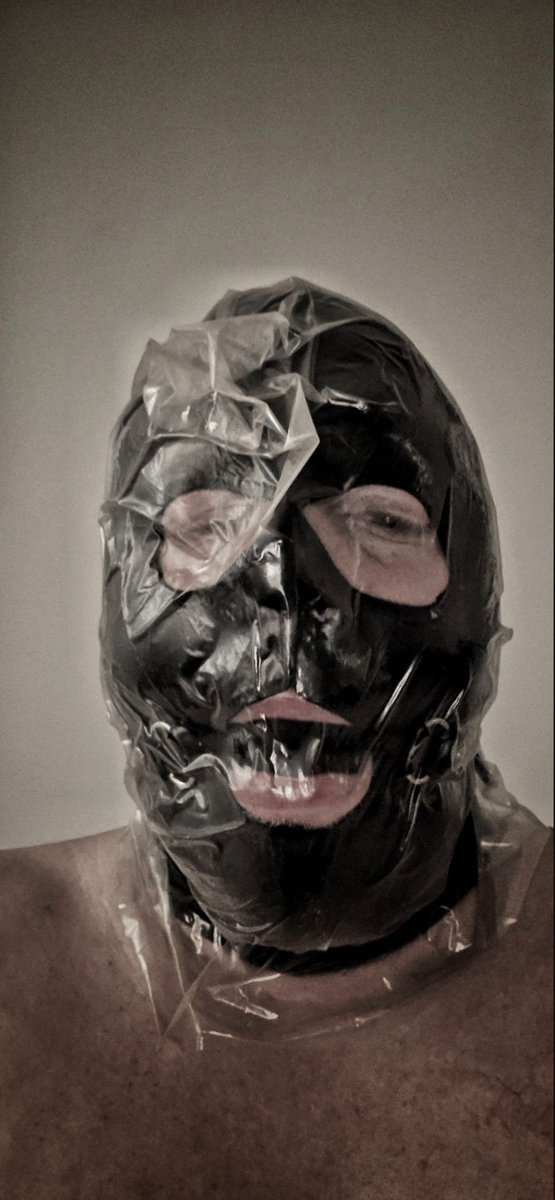Kinktroter's tweet photo. Playing with your breath with a plastic bag 🥵🔥 https://t.co/nskRHWAz69