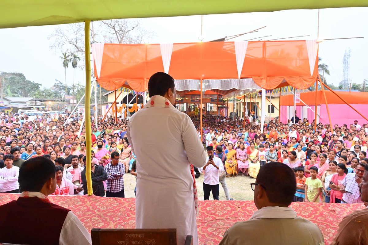 Took part today in the Bhoomi Pujan ceremony at Gopalthan Yajnabhumi Shri Shri Durga Mandir for the construction of its Sabhaghar. As part of the sacred rituals, also attended the ongoing Shri Shri Mahavishnu Yajna at the temple.

On this auspicious occasion, offered prayers for