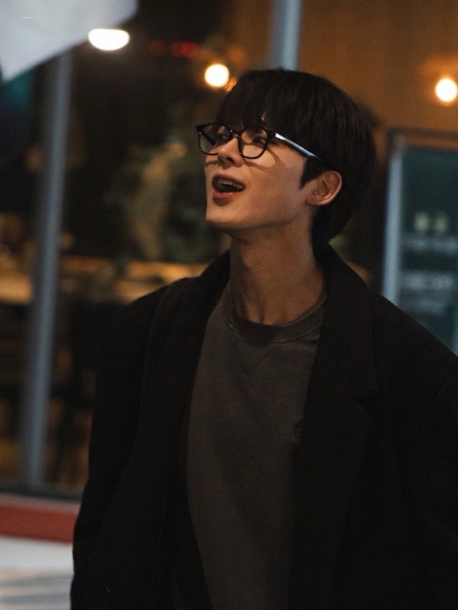 ᴄʟᴏᴜᴅ tweet media