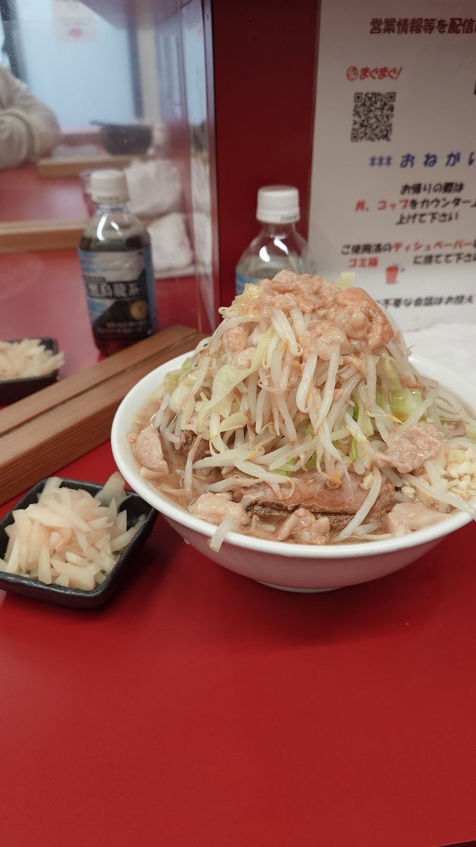 79teasdvx's tweet photo. あけましてドラえもん https://t.co/BP77Fxjunu