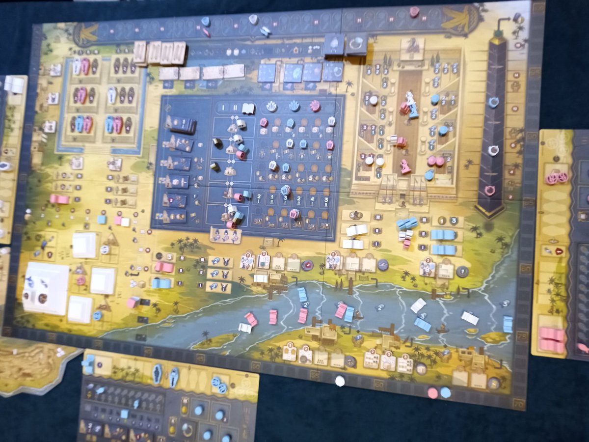 たこよし tweet media