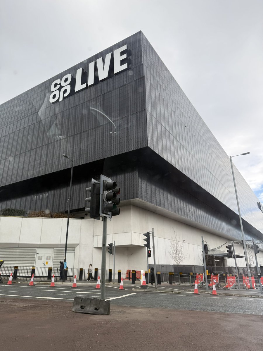 acorn🎬🐋 tweet media